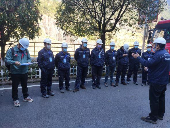 维修不停歇 全责守护更专业